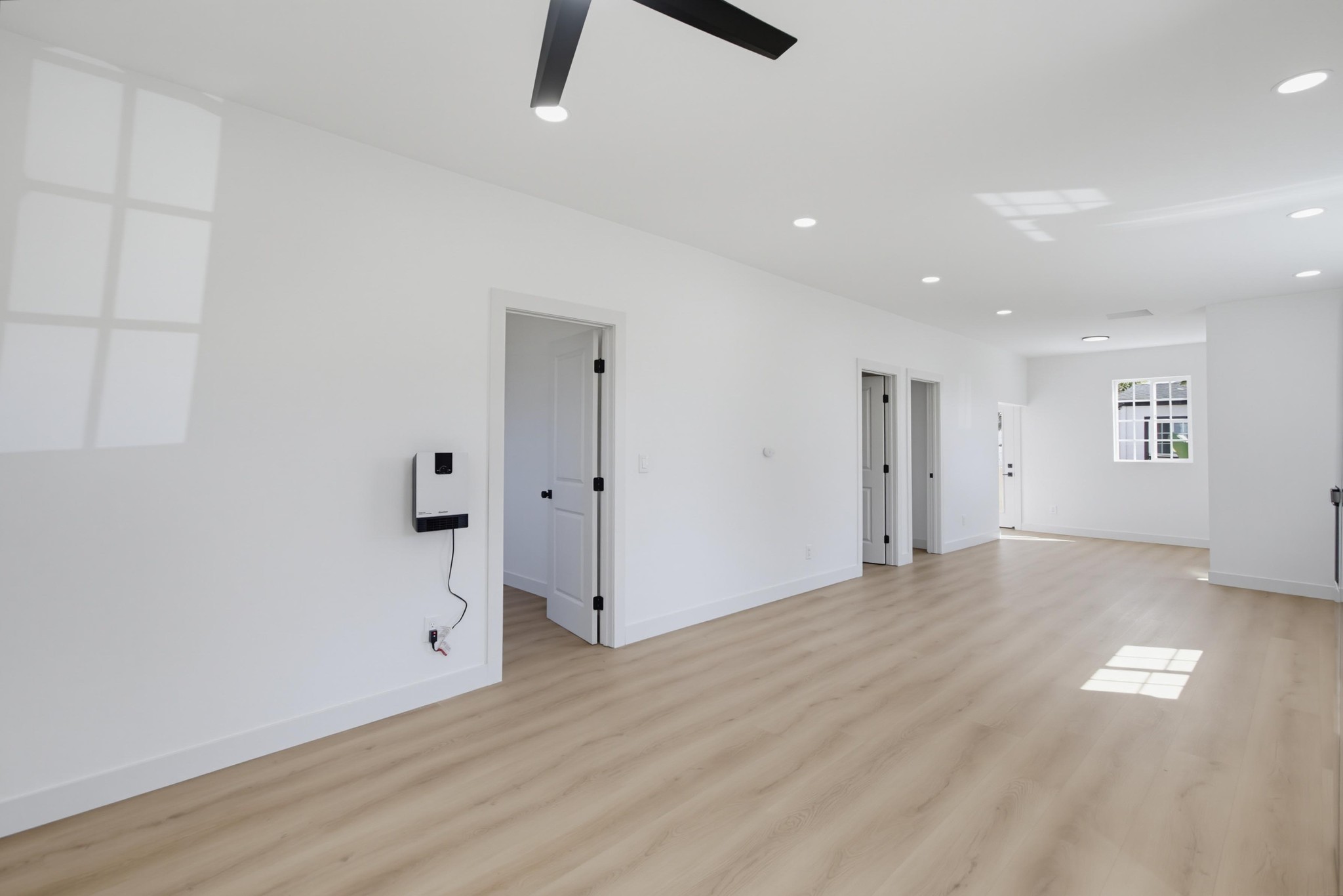 Virtual tour photo 13 of 37 for 3019 Martin Ave
