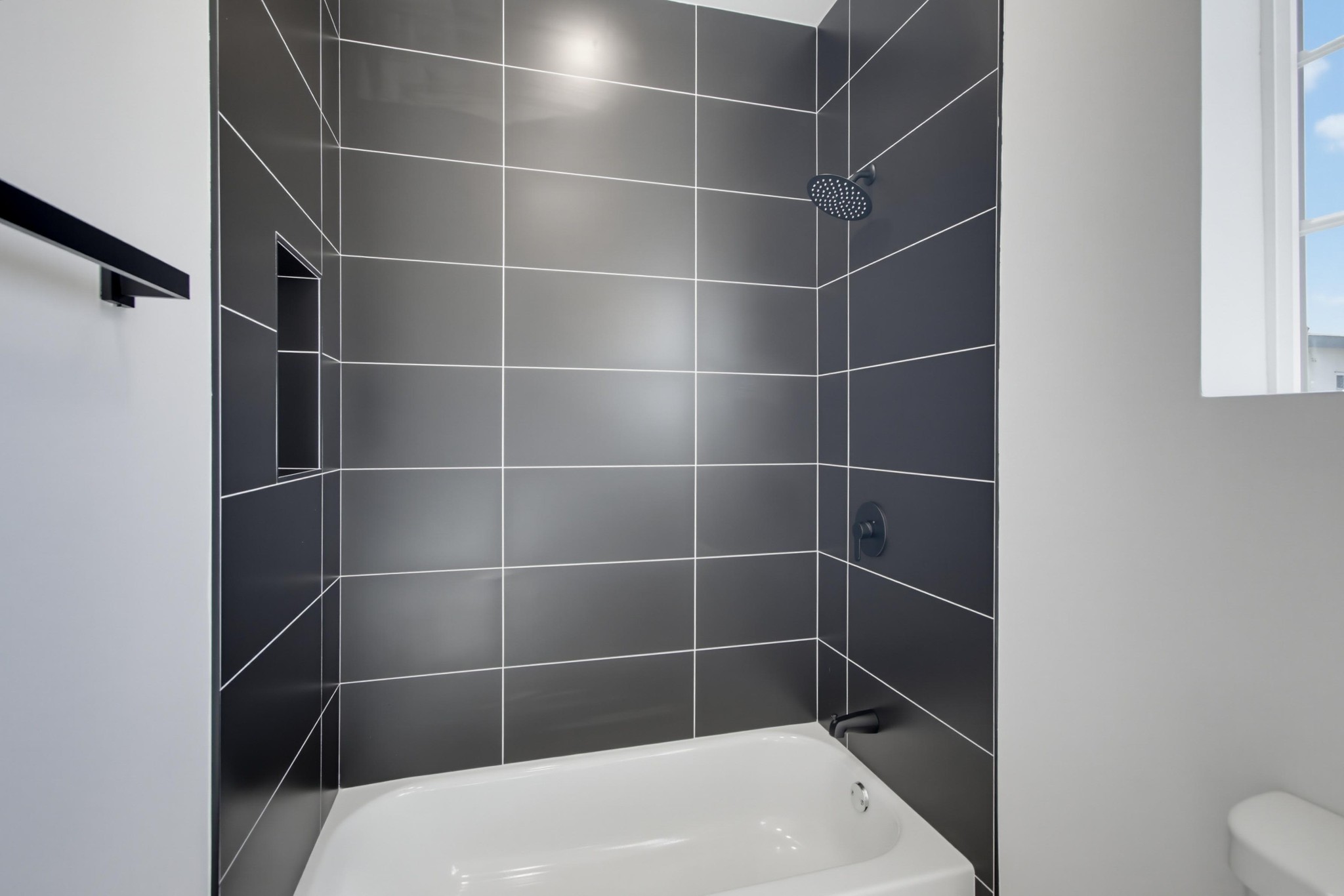 Virtual tour photo 21 of 37 for 3019 Martin Ave