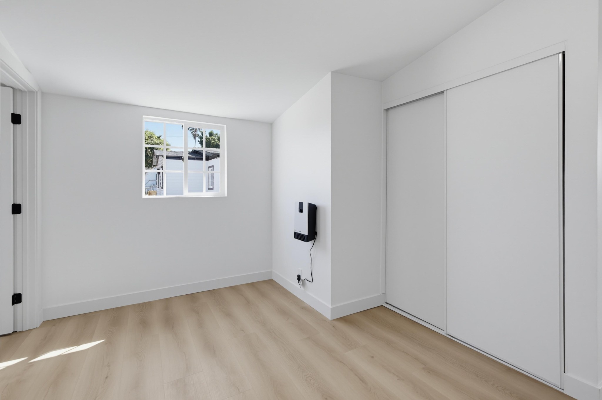Virtual tour photo 29 of 37 for 3019 Martin Ave