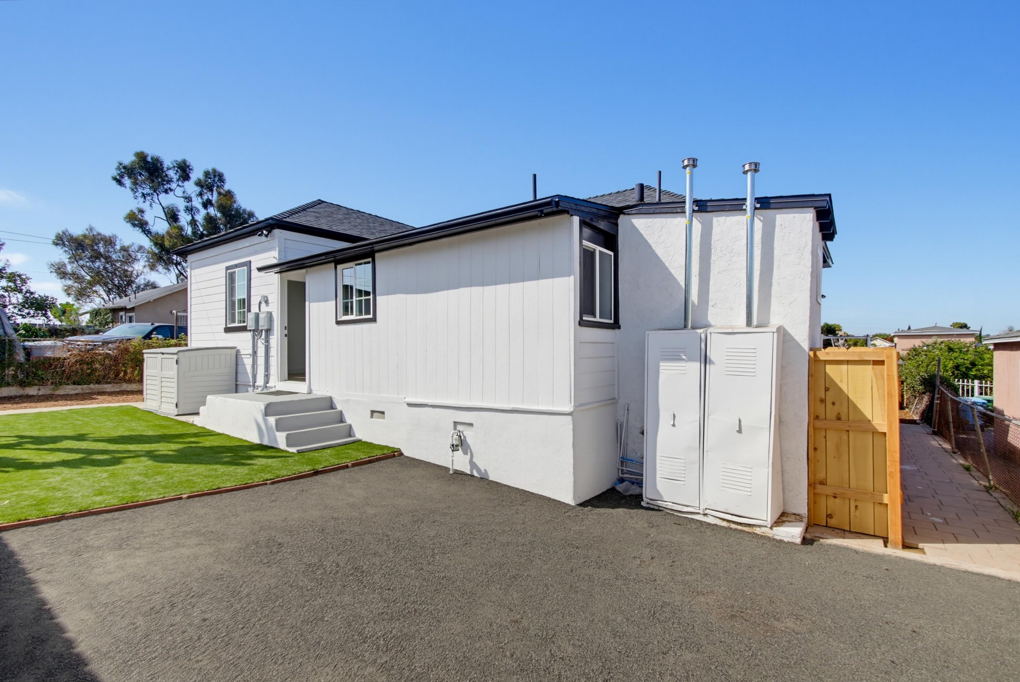 Virtual tour photo 34 of 37 for 3019 Martin Ave