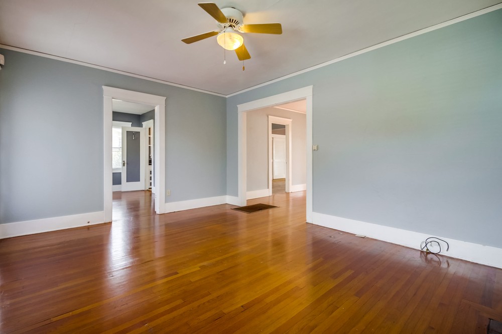 Virtual tour photo 9 of 41 for 3019 Olive St