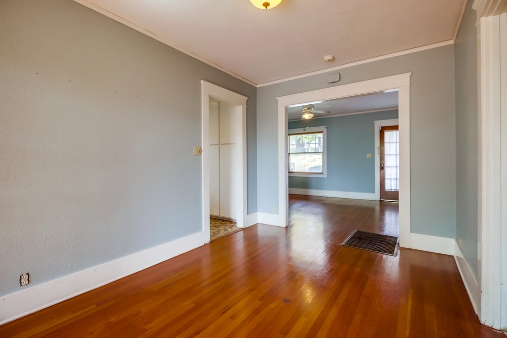 Virtual tour photo 11 of 41 for 3019 Olive St