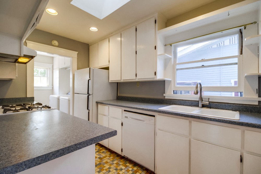 Virtual tour photo 12 of 41 for 3019 Olive St