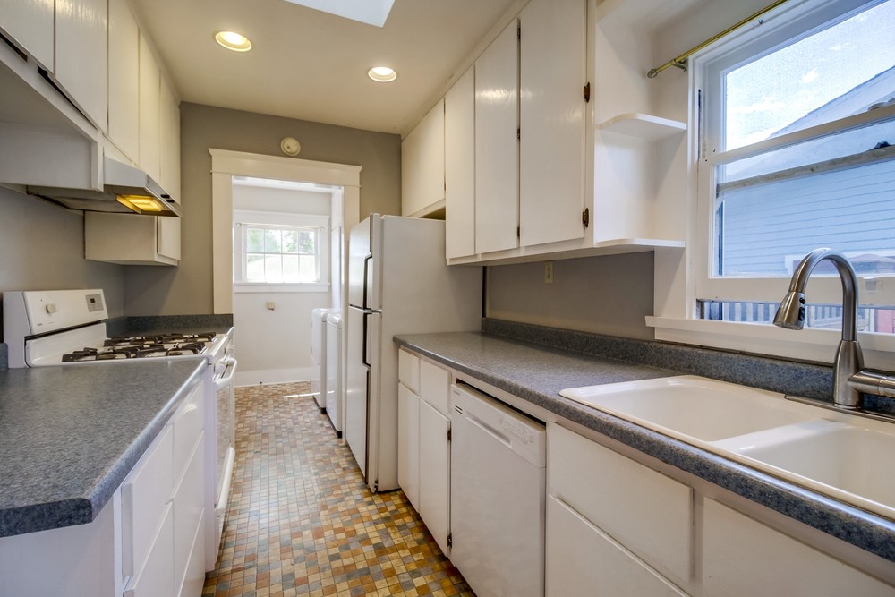Virtual tour photo 13 of 41 for 3019 Olive St