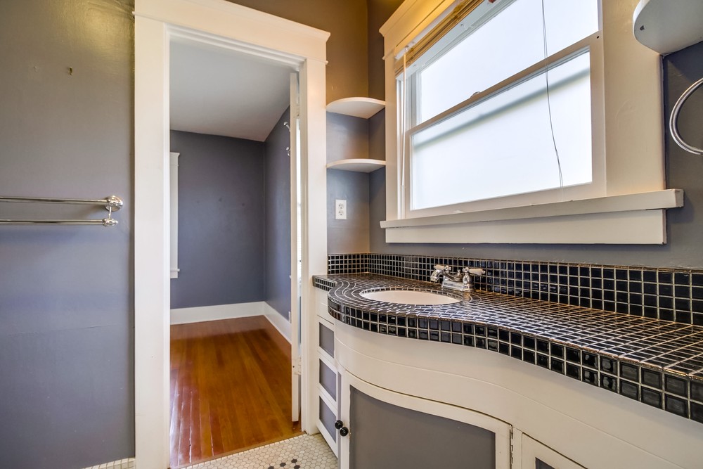 Virtual tour photo 19 of 41 for 3019 Olive St
