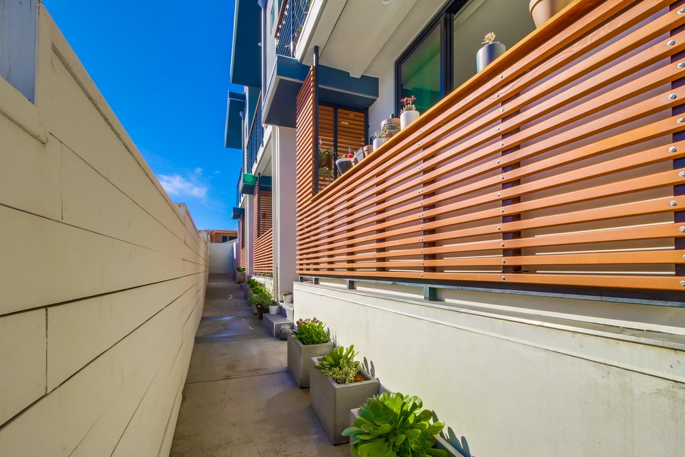 Virtual tour photo 5 of 73 for 3021 Carleton St