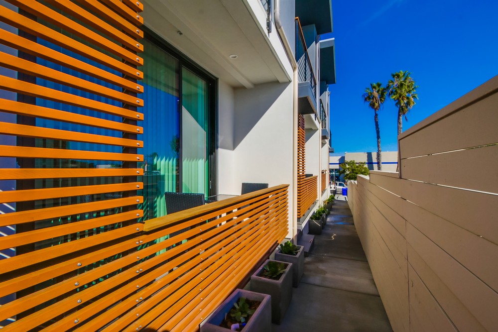 Virtual tour photo 7 of 73 for 3021 Carleton St