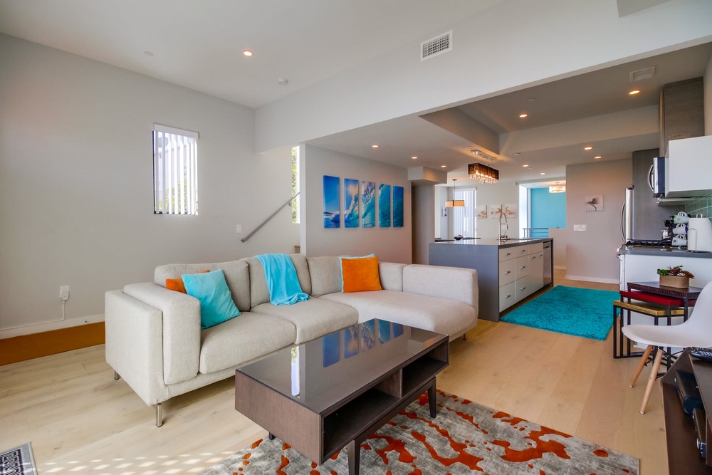 Virtual tour photo 13 of 73 for 3021 Carleton St