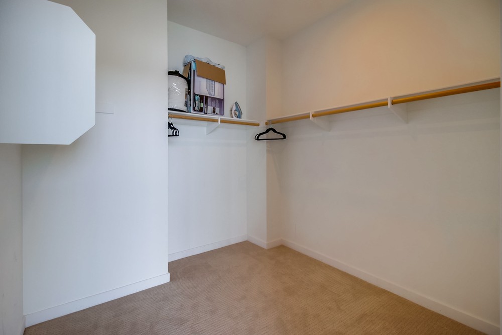 Virtual tour photo 37 of 73 for 3021 Carleton St