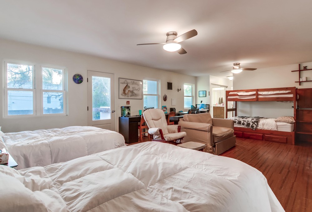 Virtual tour photo 30 of 61 for 3021 Lytton St