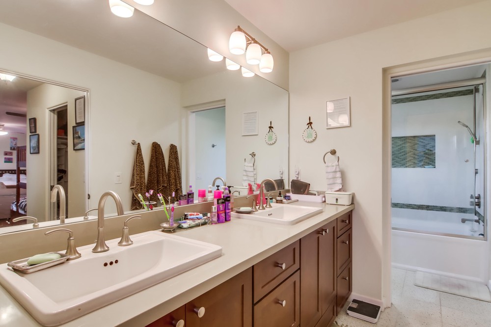 Virtual tour photo 37 of 61 for 3021 Lytton St