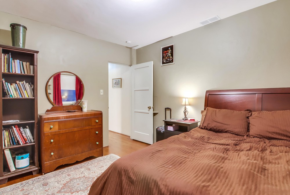 Virtual tour photo 41 of 61 for 3021 Lytton St