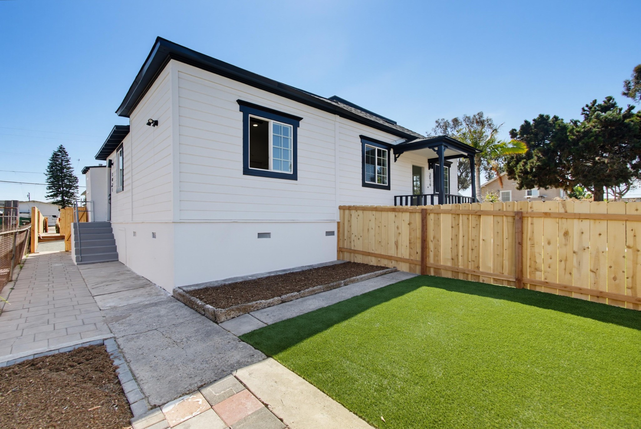 Virtual tour photo 4 of 22 for 3021 Martin Ave