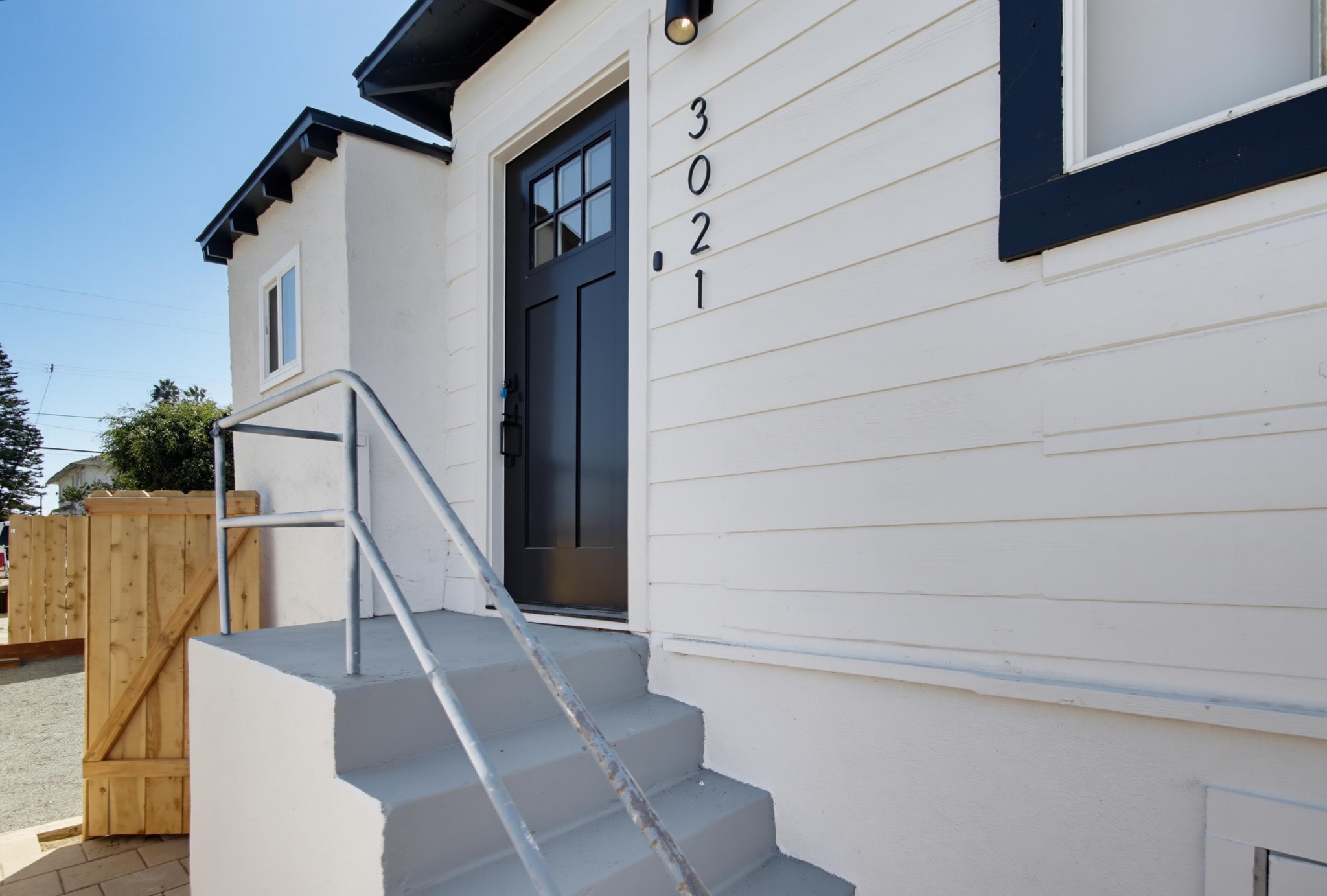 Virtual tour photo 7 of 22 for 3021 Martin Ave