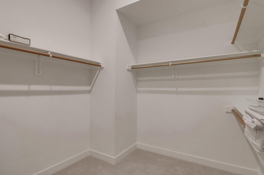 Virtual tour photo 41 of 63 for 3022 Fenelon St
