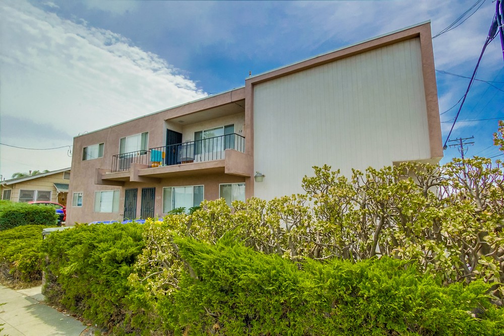 Virtual tour photo 7 of 13 for 3023 Madison Ave #29