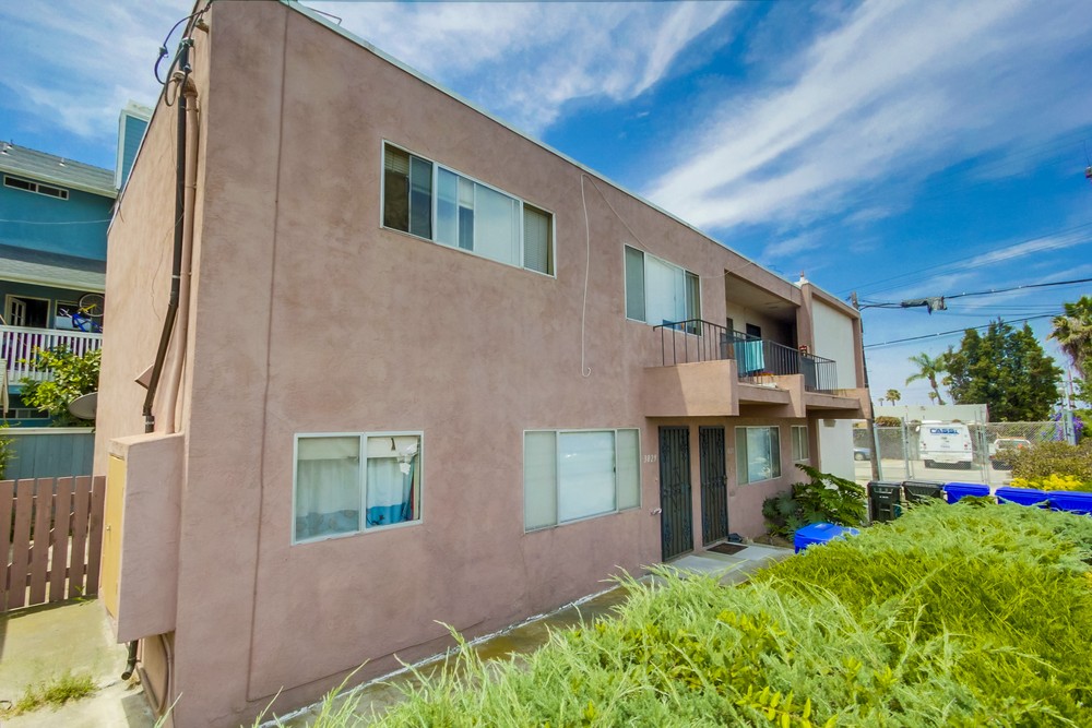 Virtual tour photo 9 of 13 for 3023 Madison Ave #29