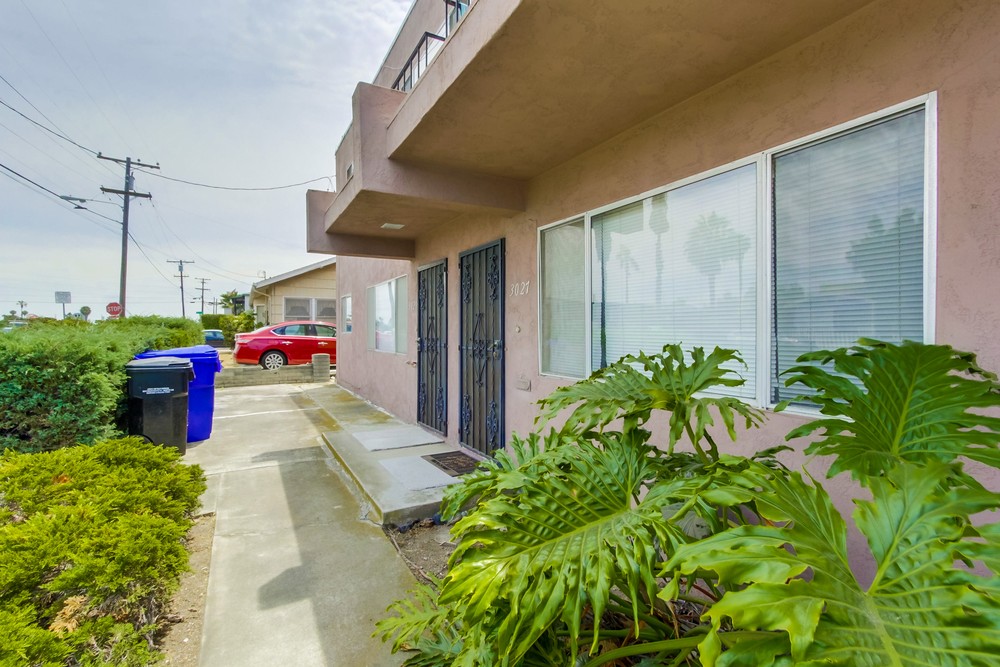 Virtual tour photo 10 of 13 for 3023 Madison Ave #29