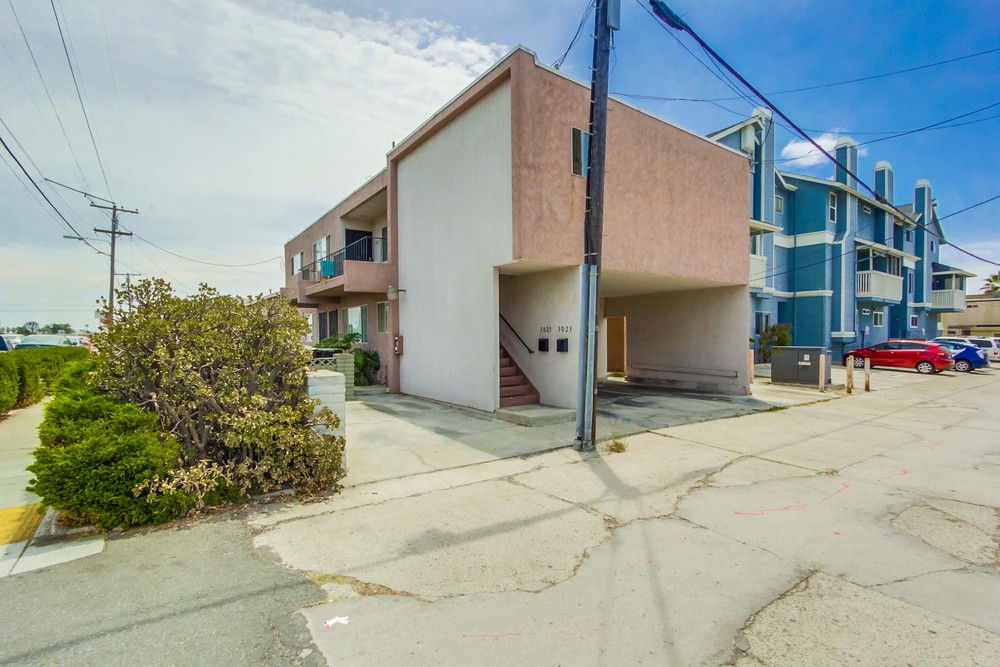 Virtual tour photo 13 of 13 for 3023 Madison Ave #29