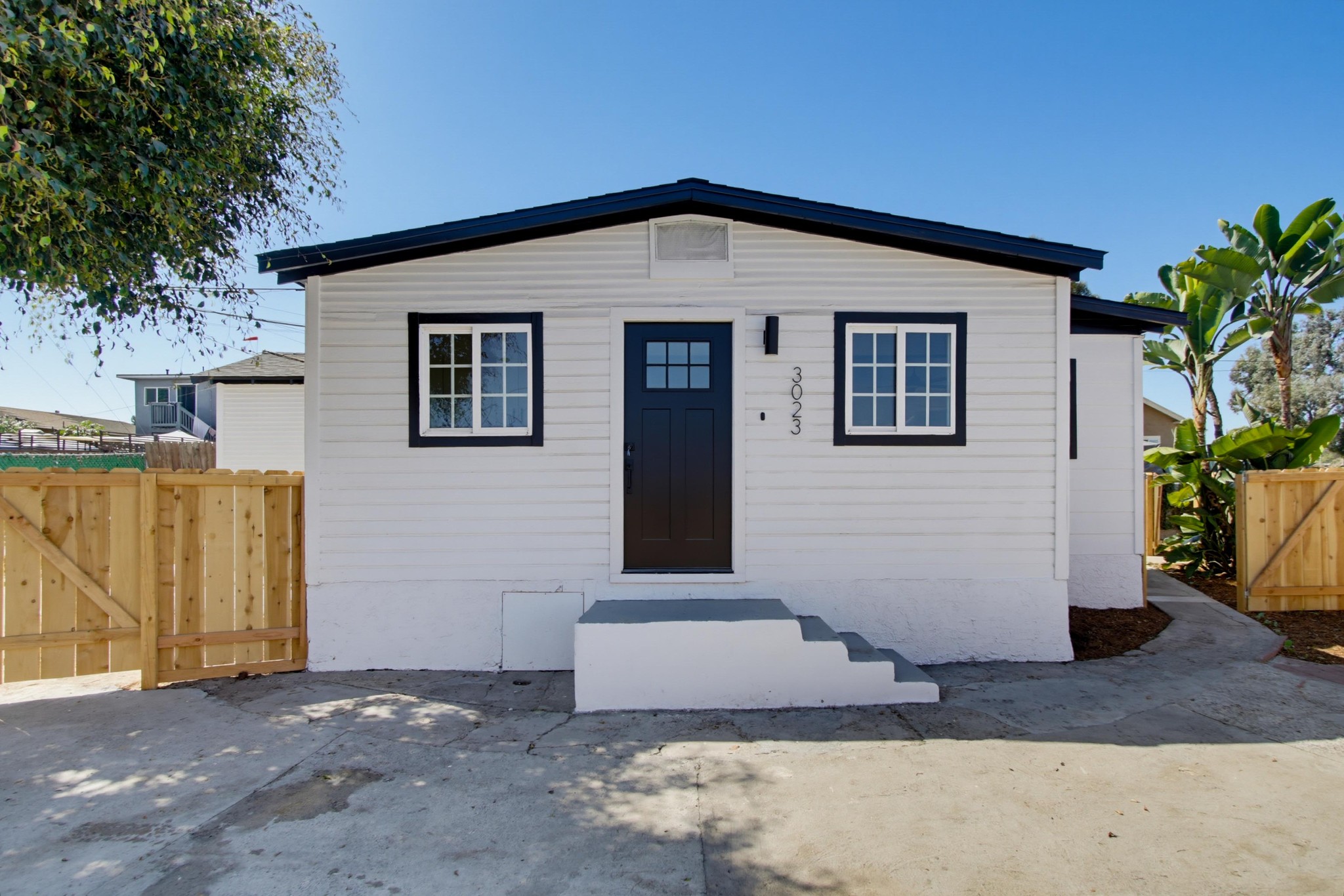 Virtual tour photo 4 of 33 for 3023 Martin Ave