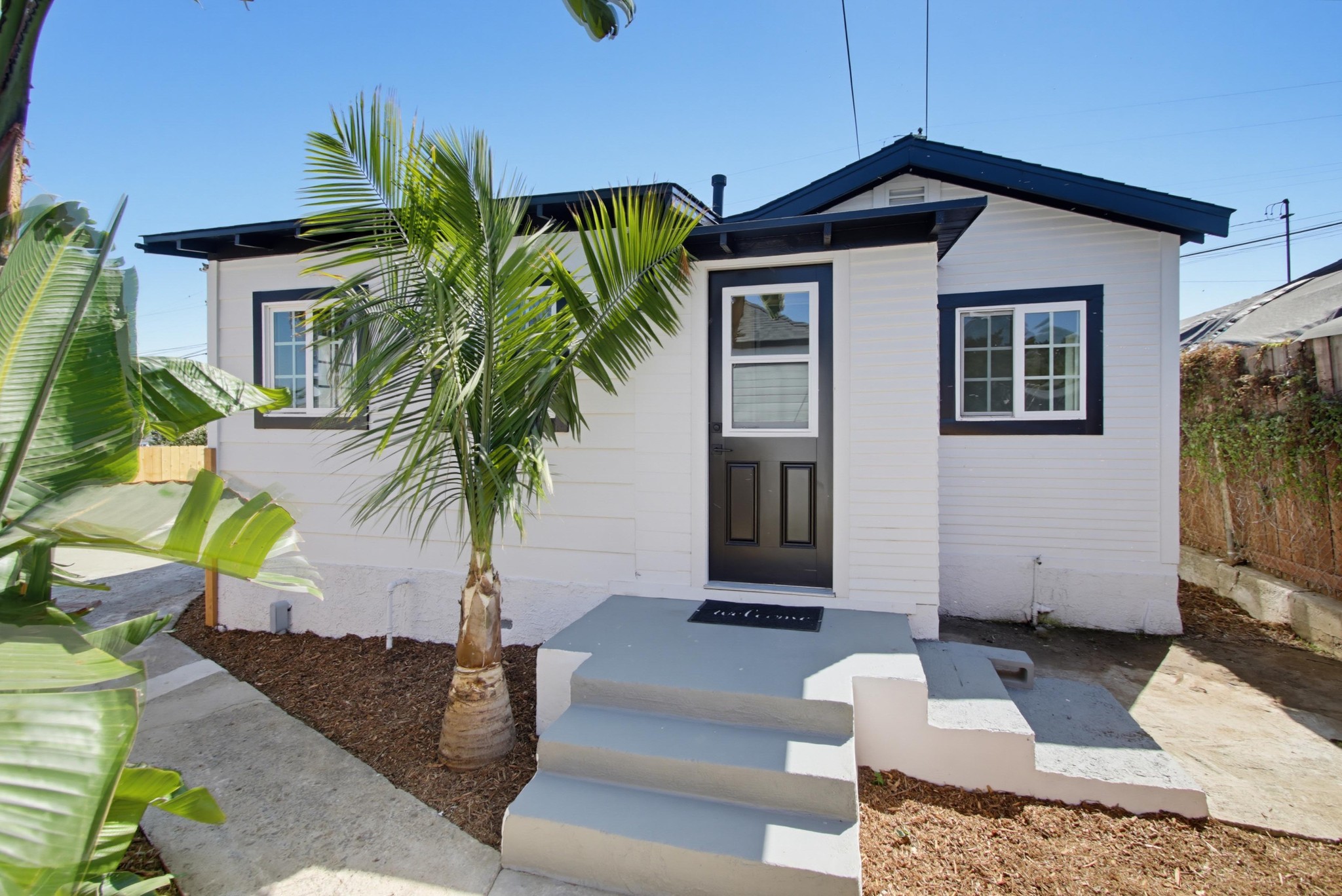 Virtual tour photo 26 of 33 for 3023 Martin Ave