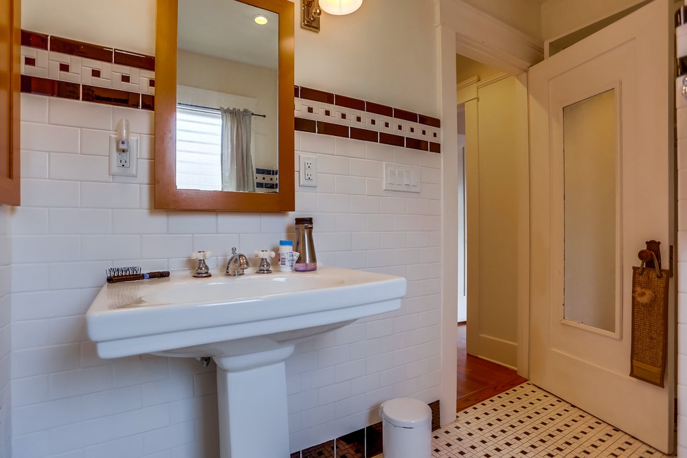 Virtual tour photo 28 of 37 for 3025 Palm St