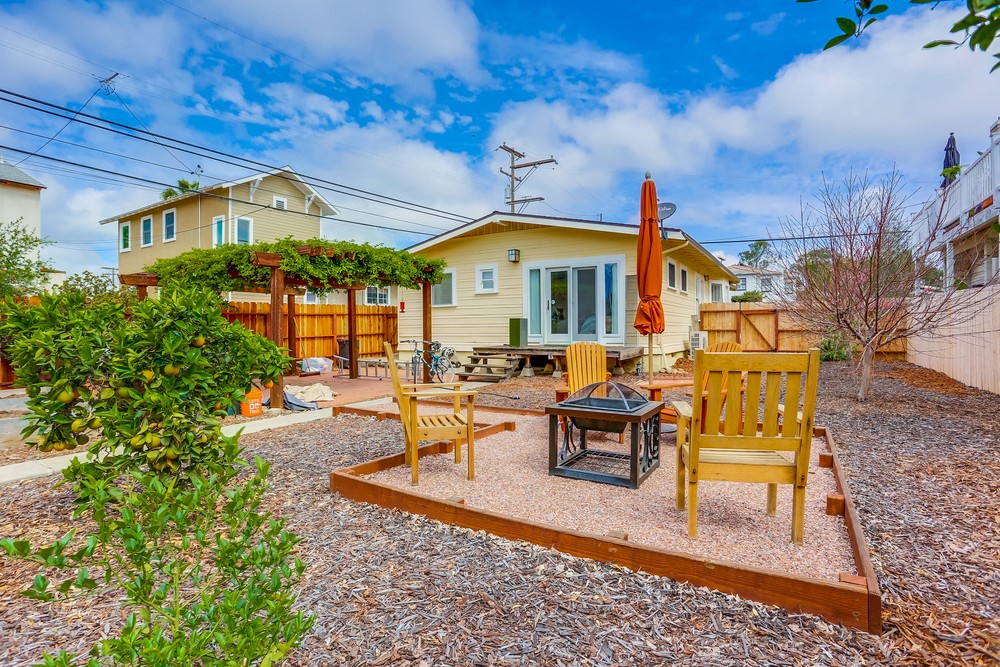 Virtual tour photo 32 of 37 for 3025 Palm St