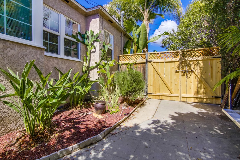 Virtual tour photo 36 of 44 for 3025 Quimby St