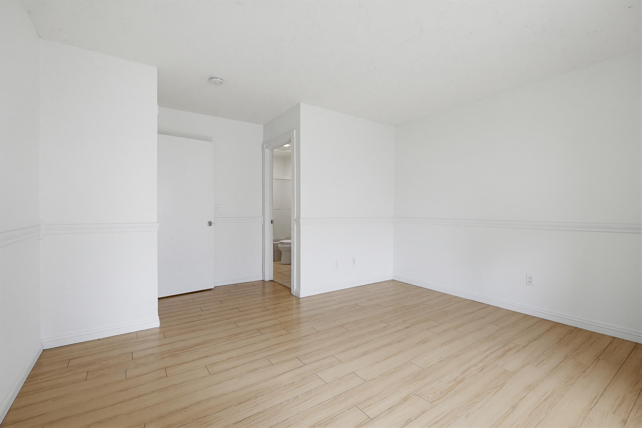 Virtual tour photo 32 of 45 for 3026 Associated Rd Unit 96