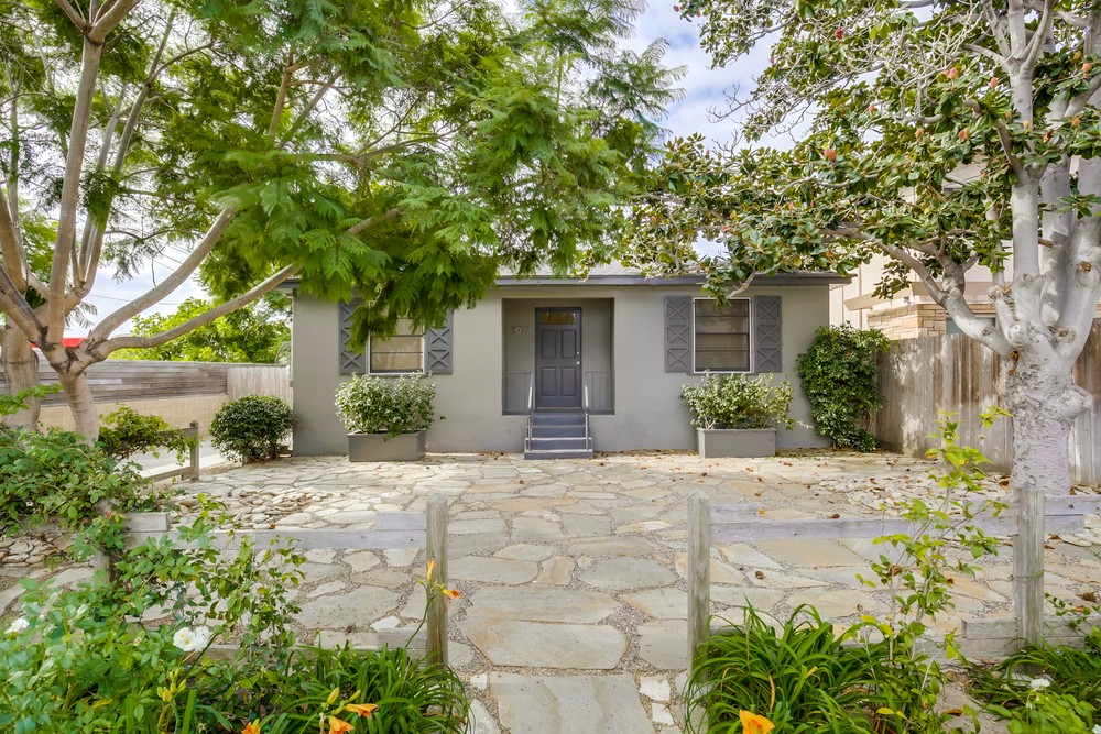 Virtual tour photo 1 of 51 for 3027 Macaulay Street