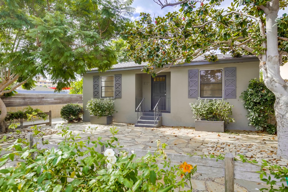Virtual tour photo 3 of 51 for 3027 Macaulay Street