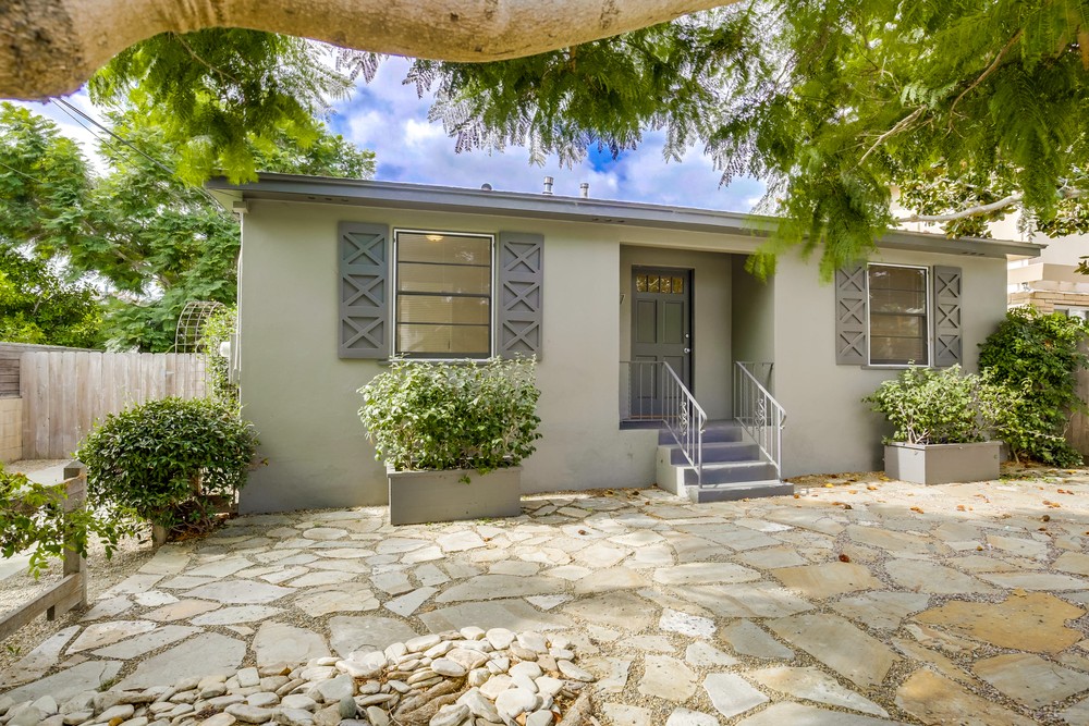 Virtual tour photo 5 of 51 for 3027 Macaulay Street