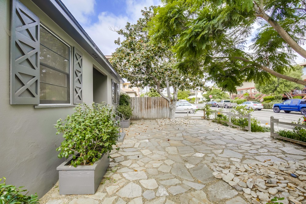 Virtual tour photo 6 of 51 for 3027 Macaulay Street