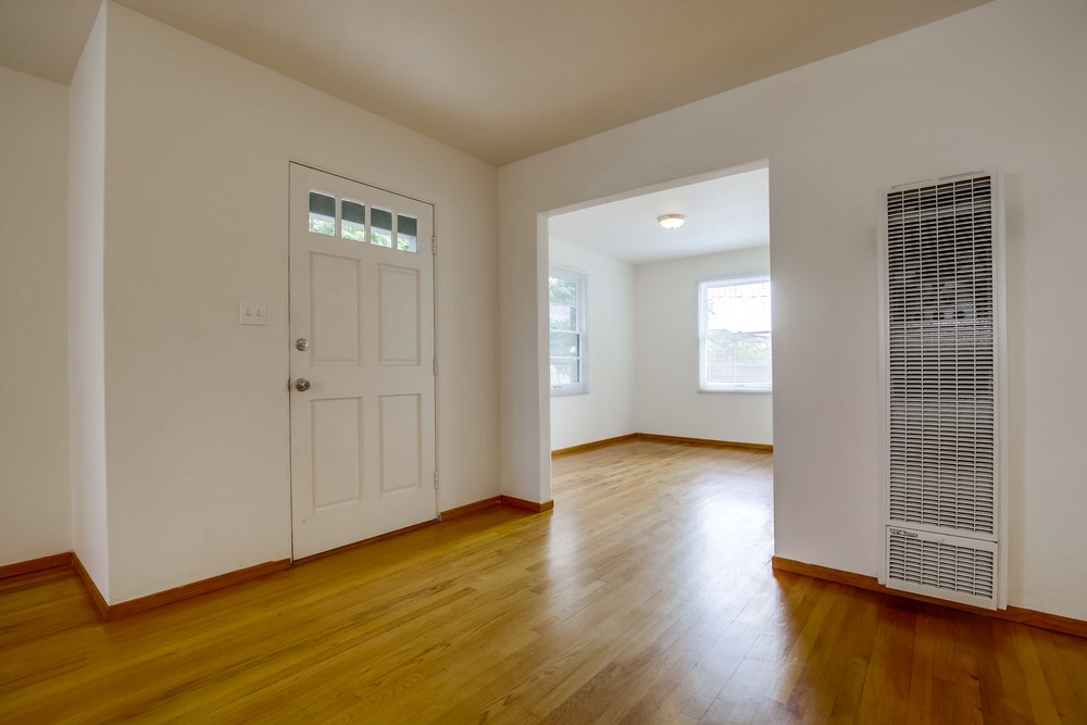 Virtual tour photo 15 of 51 for 3027 Macaulay Street