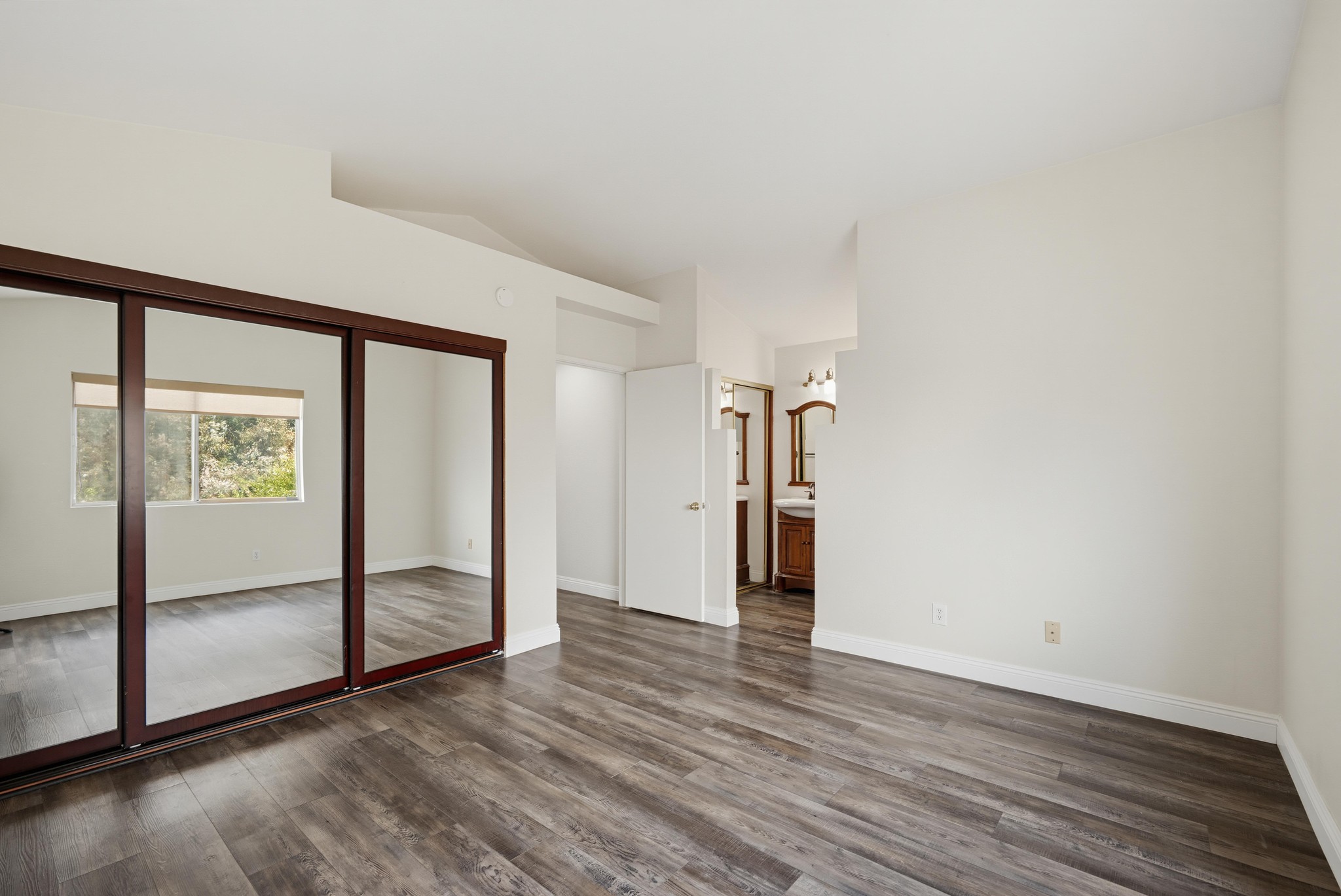 Virtual tour photo 27 of 48 for 30294 Cupeno Ln