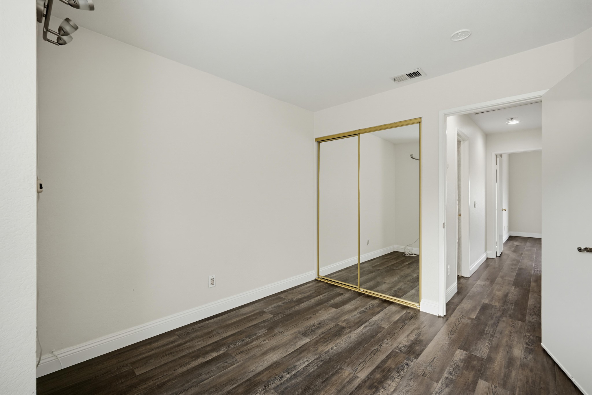 Virtual tour photo 34 of 48 for 30294 Cupeno Ln