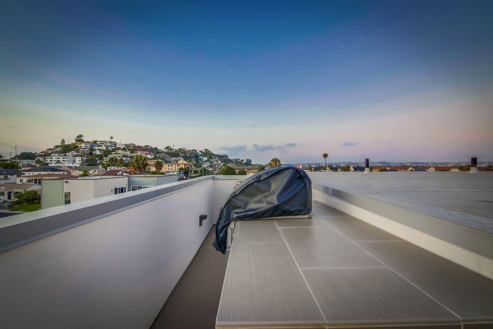 Virtual tour photo 12 of 118 for 3030 Jarvis St #15