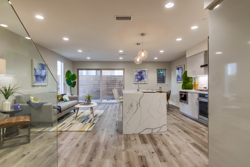 Virtual tour photo 27 of 118 for 3030 Jarvis St #15