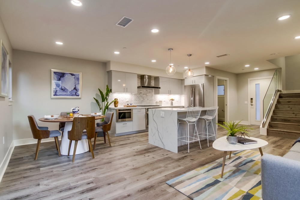 Virtual tour photo 31 of 118 for 3030 Jarvis St #15