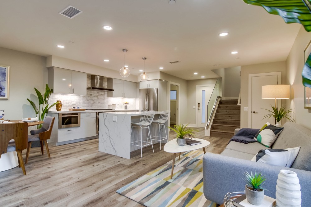 Virtual tour photo 32 of 118 for 3030 Jarvis St #15