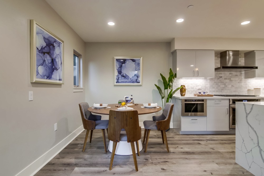 Virtual tour photo 37 of 118 for 3030 Jarvis St #15