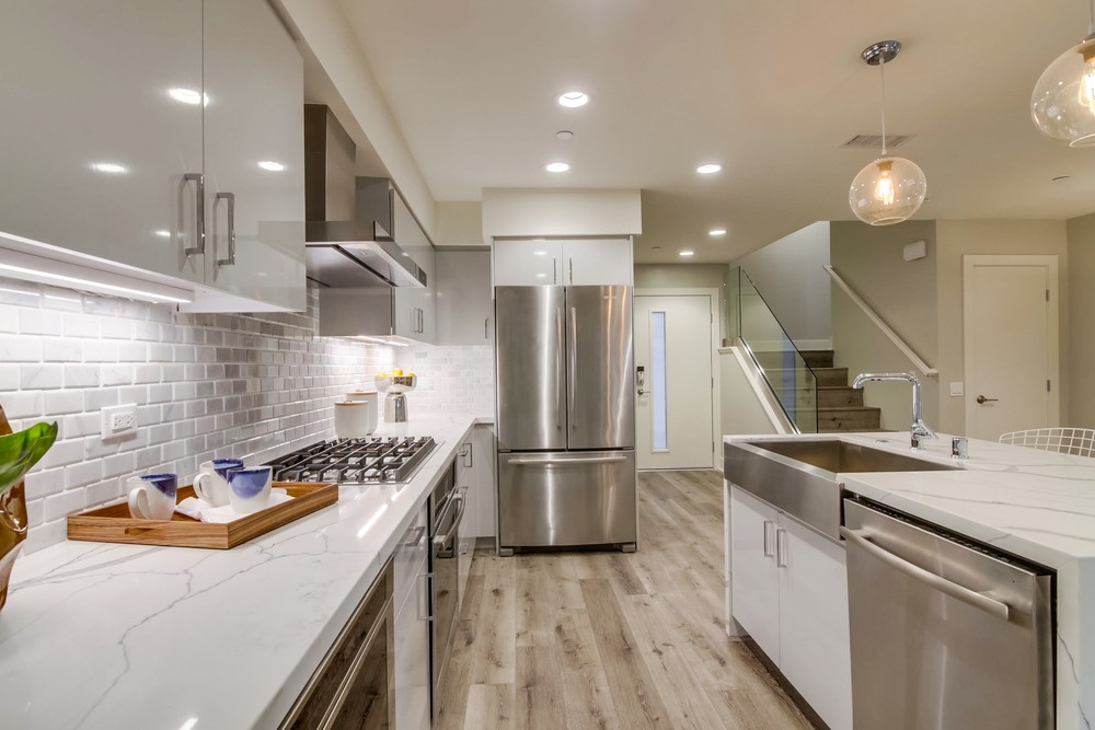 Virtual tour photo 43 of 118 for 3030 Jarvis St #15