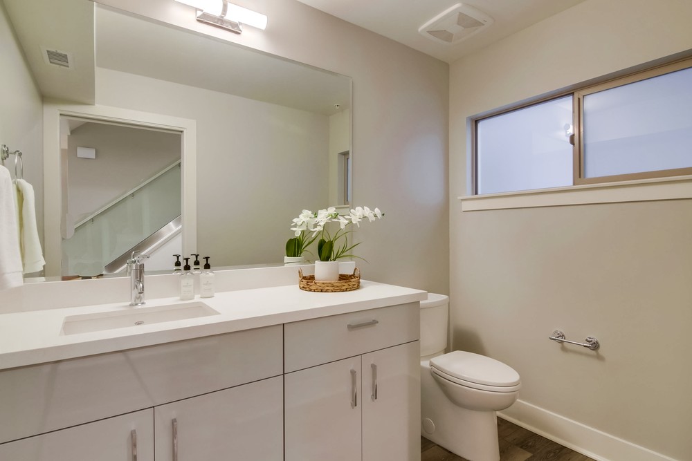 Virtual tour photo 46 of 118 for 3030 Jarvis St #15