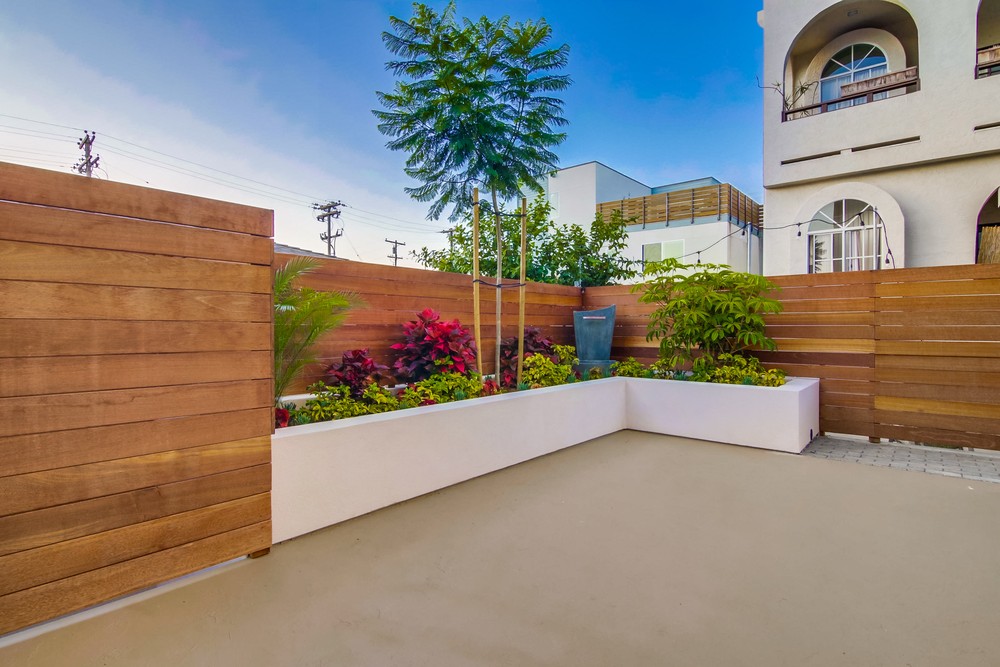 Virtual tour photo 52 of 118 for 3030 Jarvis St #15
