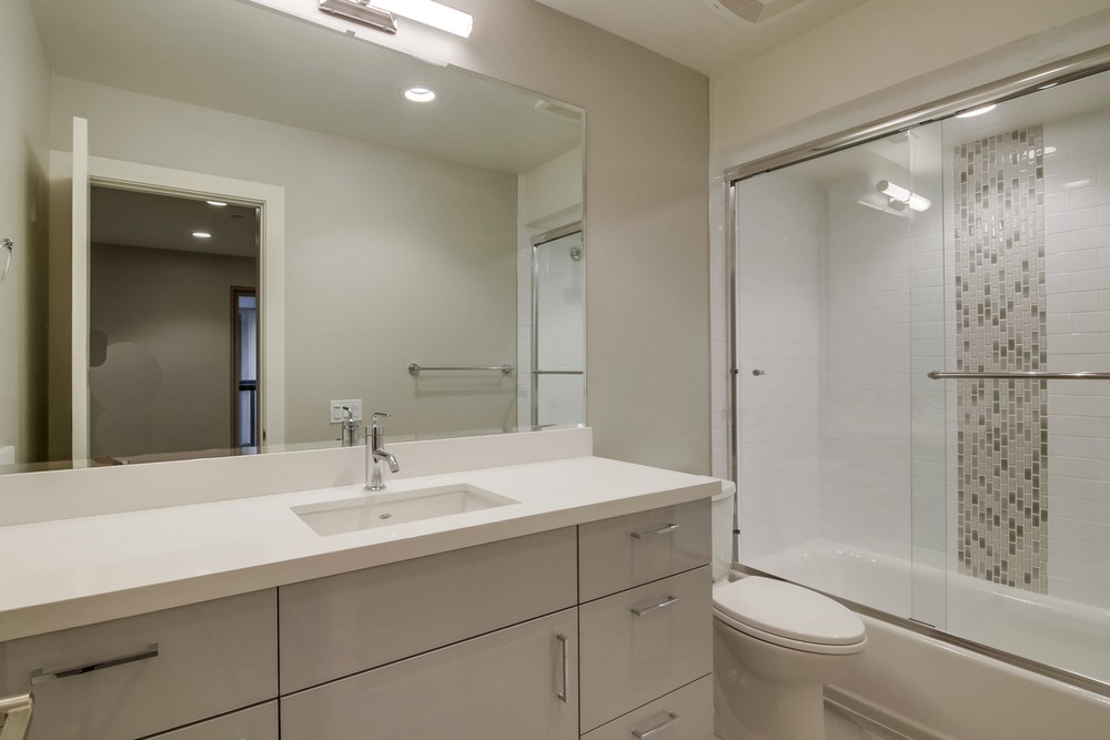 Virtual tour photo 62 of 118 for 3030 Jarvis St #15