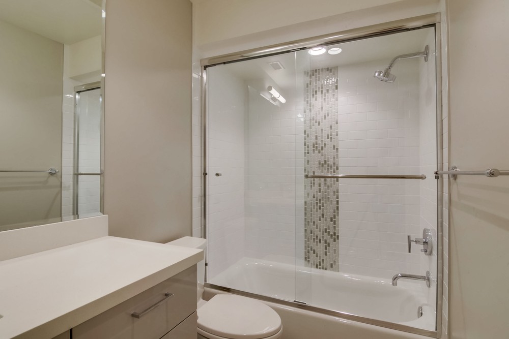 Virtual tour photo 63 of 118 for 3030 Jarvis St #15