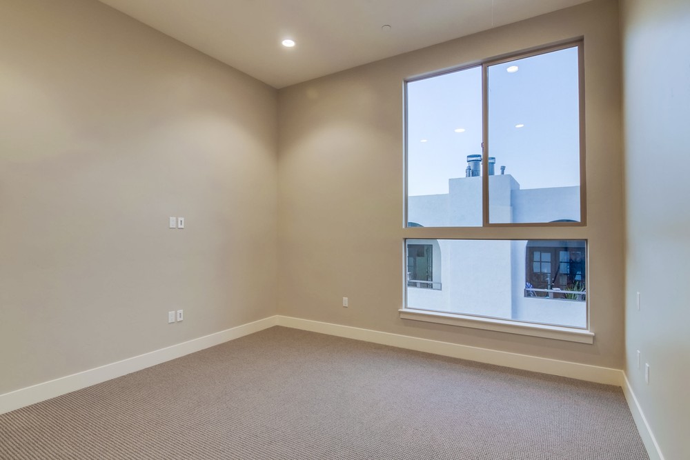 Virtual tour photo 71 of 118 for 3030 Jarvis St #15