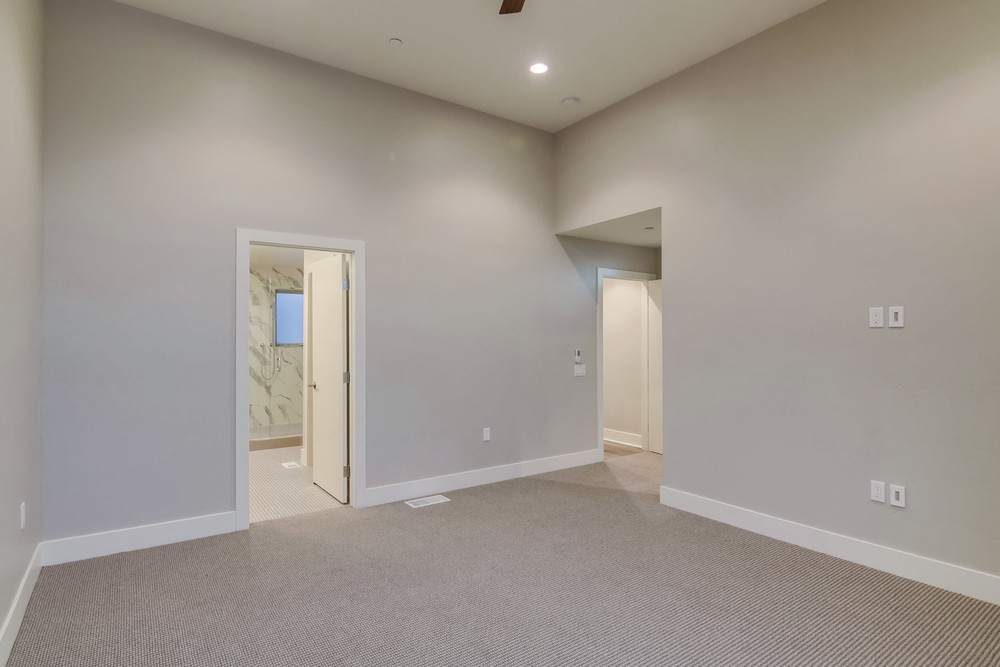 Virtual tour photo 73 of 118 for 3030 Jarvis St #15