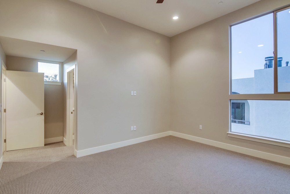 Virtual tour photo 74 of 118 for 3030 Jarvis St #15