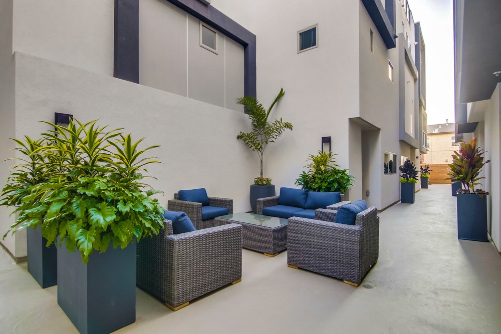 Virtual tour photo 87 of 118 for 3030 Jarvis St #15